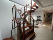 Casa com 6 dormitórios à venda, 400 m² por R$...