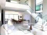 Casa com 6 dormitórios à venda, 430 m² por R$...