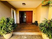 Casa com 6 dormitórios à venda, 450 m² por R$...