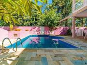 Casa com 6 dormitórios à venda, 494 m² por R$...