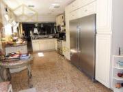 Casa com 6 dormitórios à venda, 500 m² por R$... Casa com 6 dormitórios à venda, 500 m² por R$...