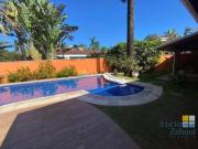 Casa com 6 dormitórios à venda, 524 m² por R$...