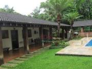 Casa com 6 dormitórios à venda, 532 m² por R$...