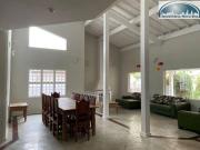 Casa com 6 dormitórios à venda, 560 m² por R$...