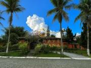 Casa com 6 dormitórios à venda, 722 m² por R$...