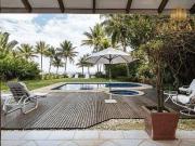 Casa com 6 dormitórios à venda, 728 m² por R$...