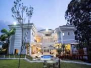 Casa com 6 dormitórios à venda, 800 m² por R$...