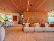 Casa com 6 dormitórios à venda, 850 m² por R$...