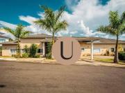 Casa com 6 dormitórios à venda, 850 m² por R$...