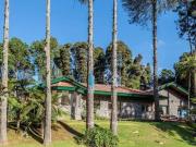 Casa com 6 dormitórios à venda, 977 m² por R$...