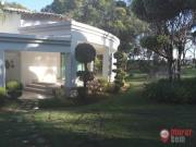 Casa com 6 dormitórios à venda Condomínio Amendoeiras...