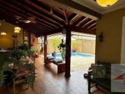 Casa com 6 dormitórios à venda no Cond. Santa Tereza,...