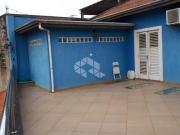 Casa com 6 Dormitórios e 5 banheiros à Venda, 450 m² por...