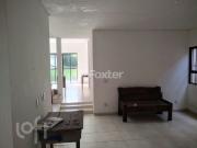 Casa com 6 dormitórios em Cotia