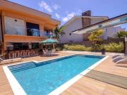 Casa com 6 dormitÃ³rios para alugar, 390 mÂ² por R$...