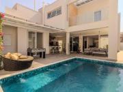 Casa com 6 quartos à venda, 390 m² Condomínio Ibiti...