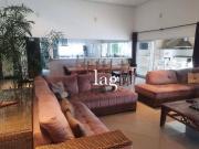 Casa com 6 quartos à venda, 900 m² Condomínio Village...