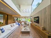 Casa com 6 quartos à venda em Riviera SP