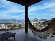 Casa com 6 Quartos e 4 banheiros à Venda, 280 m² por R$...
