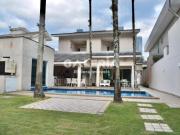 Casa com 6 suítes, 440 m² útil a venda na Riviera de São...