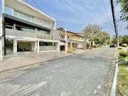 Casa com 4 quartos à venda, 528 m² por R$ 2.900.000 São...