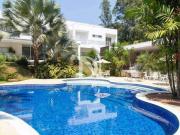 Casa com 6 suítes à venda, 968 m² por R$ 12.900.000...