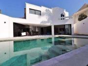 Casa com 6 suítes à venda ou locação São Paulo II Cotia/SP