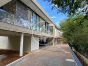 CASA COM 6 SUITES NA ALDEIA DO VALE