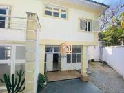 Casa com 700m², 4 Suítes, Terraço, Lavabo, 3 Salas...