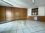 Casa com 7 dormitórios para alugar, 725 m² por R$...