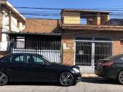Casa com 7 dormitórios à venda, 280 m² por R$...