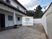 Casa com 7 dormitórios à venda, 280 m² por R$...