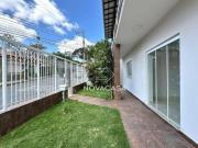 Casa com 7 dormitórios à venda, 299 m² por R$...