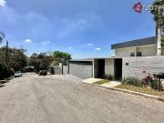 Casa com 7 dormitórios à venda, 547 m² por R$...