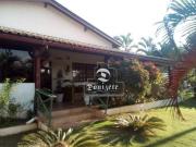 Casa com 7 dormitórios à venda, 600 m² por R$...