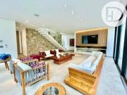 Casa com 7 dormitórios à venda, 783 m² por R$...