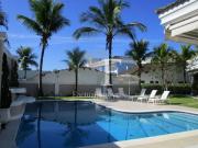 Casa com 7 dormitórios à venda, 800 m² por R$...