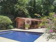 Casa com 7 Quartos e 4 banheiros à Venda, 600 m² por R$...