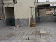 Casa com 8 dormitórios à venda, 300 m² por R$...