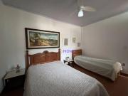 Casa com 8 quartos à venda, 320 m² por R$ 850.000...