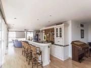 Casa com 960 mÂ², 4 quartos sendo 3 suÃtes Ã venda no...