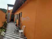 Casa com área gourmet e 2 quartos em Mongaguá