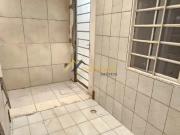 Casa com barracão no tingui! 02 quartos, sala, 03 vagas!