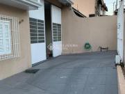 Casa com dois quartos e piscina no parque Brasilía em...