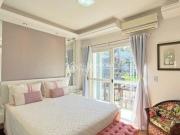 Casa com duas suítes, churrasqueira e vaga de garagem no...