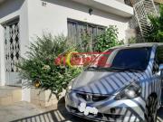 CASA COM EDICULA ESPAÇOSA!