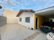 Casa com edícula no coração do Belas Artes