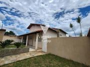 Casa com espaço gourmet completo e piscina Bom Retiro
