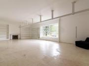 Casa com excelente localização na Cidade Jardim !