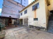 Casa com habite se no Bairro Nova Granada